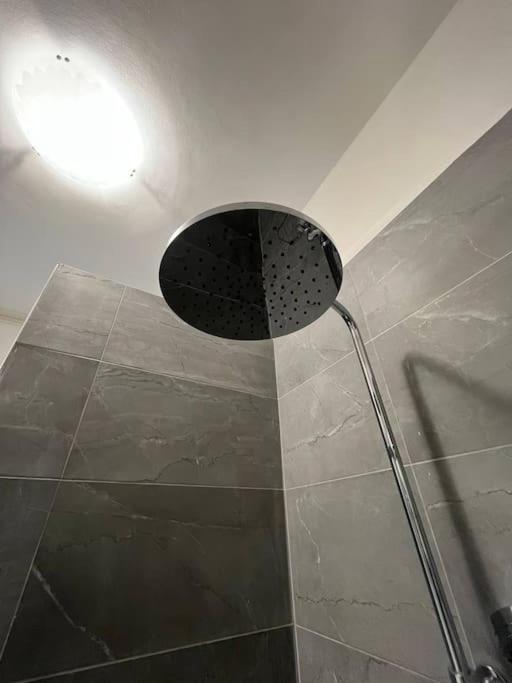 Appartamento Spazioso In Centro Piacenza Ngoại thất bức ảnh