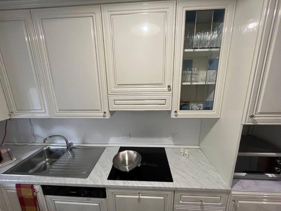 Appartamento Spazioso In Centro Piacenza Ngoại thất bức ảnh